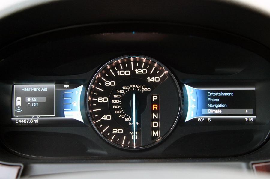  Ford Edge Limited 2011 года  (фото 23 из 95)